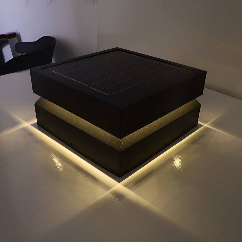 Quadratische, schwarze, moderne Solar-Pfostenleuchten